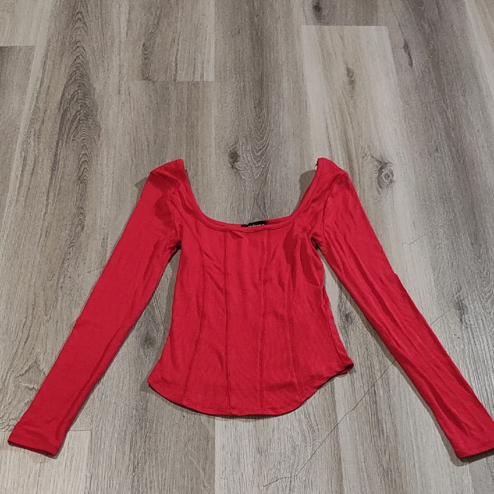 ***7/$20*** Urban Behavior Elegant Red Long Sleeve Women's Top